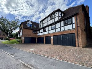 Photo 11- click for photo gallery